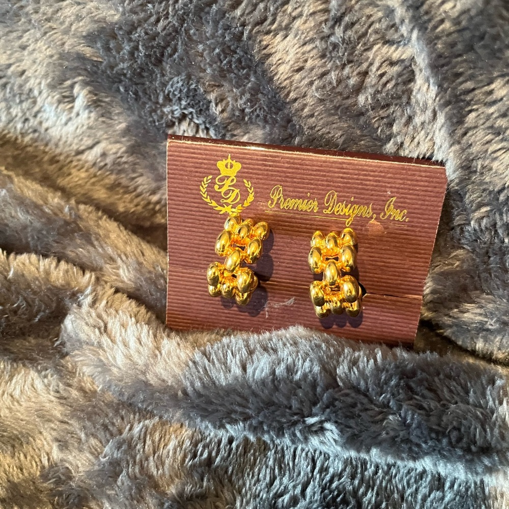 Premier Vintage Gold Tone Bead Cluster Clip-On Earrings - Premier Designs